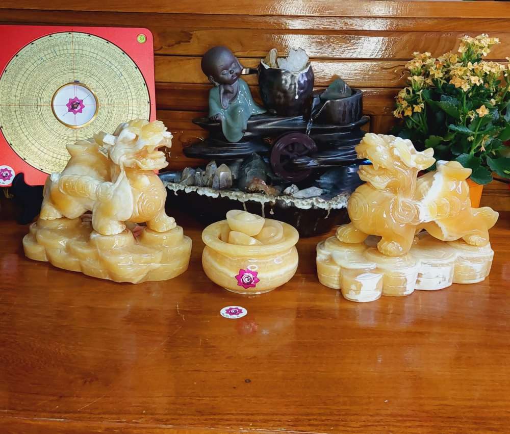 Cặp Tỳ Hưu Liên Hoa Cổng Tiền Ngọc Hoàng Long