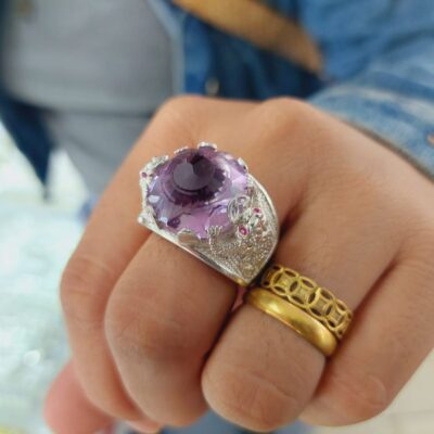 nhan-thai-cuc-lien-hoa