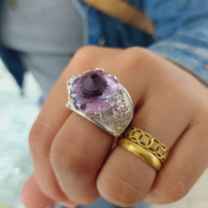 nhan-thai-cuc-lien-hoa