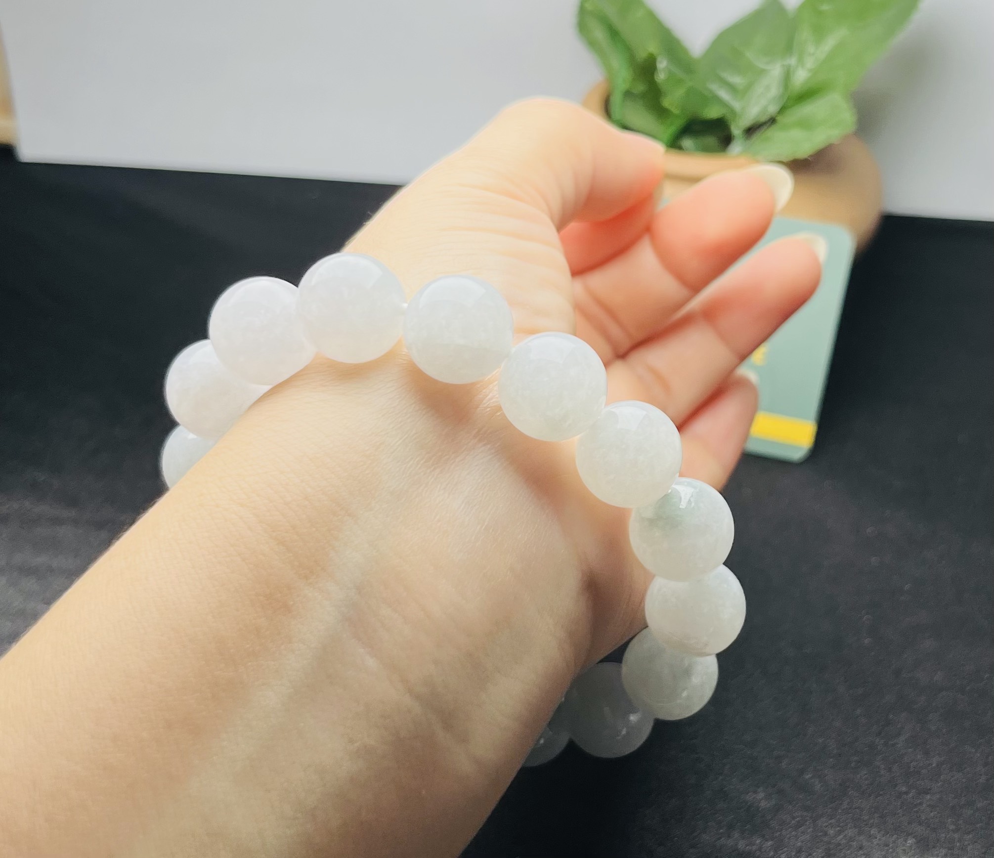 Tác dụng thần kỳ của vòng tay ngọc phỉ thuý